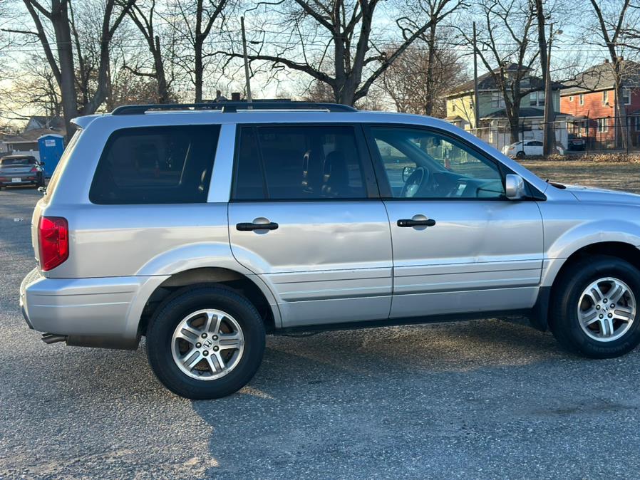 2004 Honda Pilot 4WD EX Auto w/Leather, available for sale in Springfield, Massachusetts | Auto Globe LLC. Springfield, Massachusetts 2004 Honda Pilot 4WD EX Auto w/Leather, available for sale in Springfield, Massachusetts | Auto Globe LLC. Springfield, Massachusetts