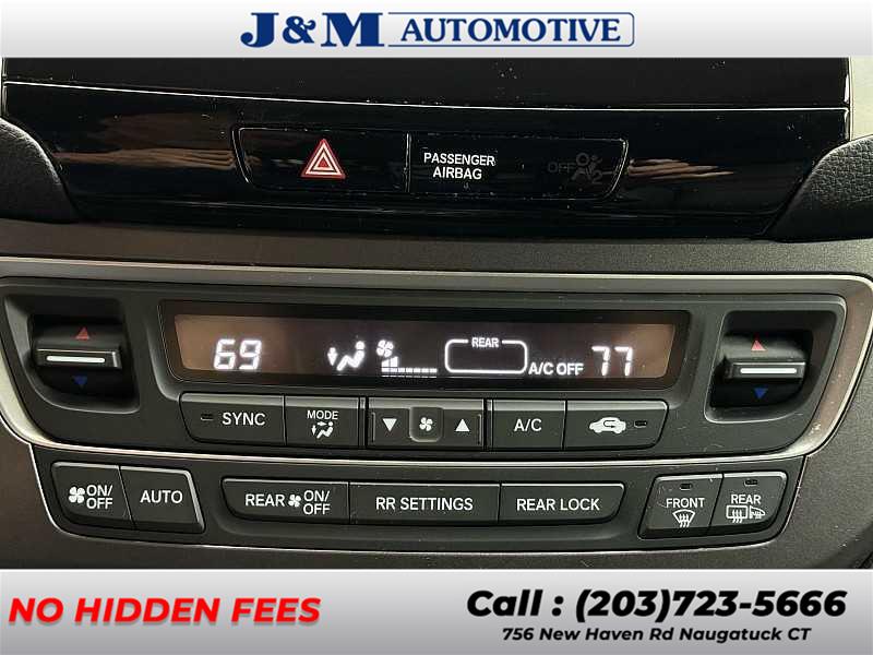 2018 Honda Pilot EX-L, available for sale in Naugatuck, Connecticut | J&M Automotive Sls&Svc LLC. Naugatuck, Connecticut 2018 Honda Pilot EX-L, available for sale in Naugatuck, Connecticut | J&M Automotive Sls&Svc LLC. Naugatuck, Connecticut