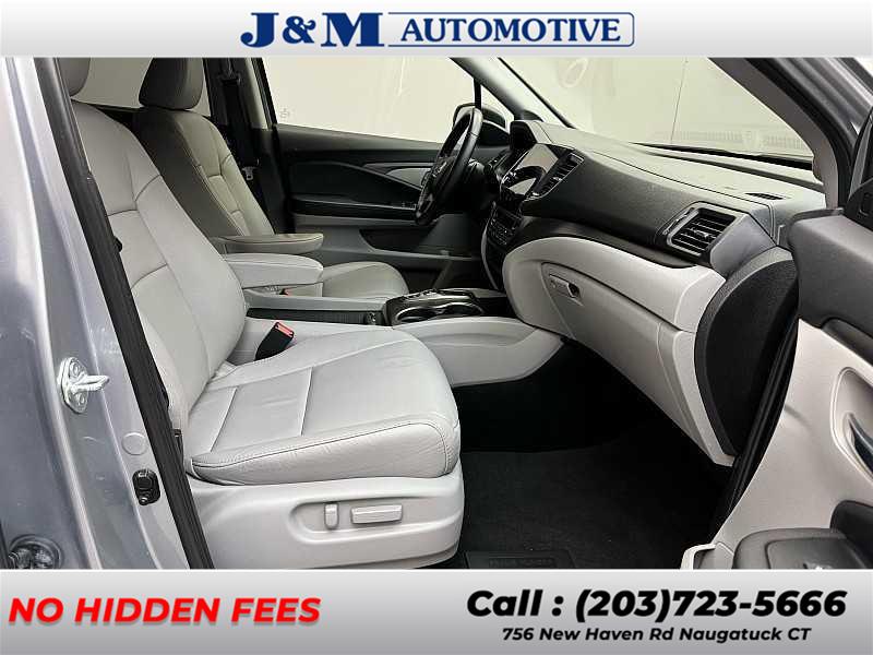 2021 Honda Pilot EX-L, available for sale in Naugatuck, Connecticut | J&M Automotive Sls&Svc LLC. Naugatuck, Connecticut 2021 Honda Pilot EX-L, available for sale in Naugatuck, Connecticut | J&M Automotive Sls&Svc LLC. Naugatuck, Connecticut