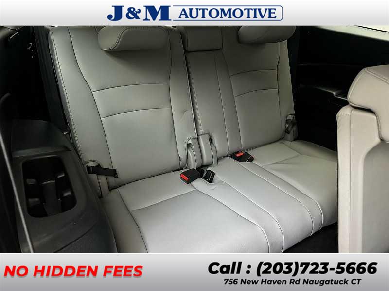 2021 Honda Pilot EX-L, available for sale in Naugatuck, Connecticut | J&M Automotive Sls&Svc LLC. Naugatuck, Connecticut 2021 Honda Pilot EX-L, available for sale in Naugatuck, Connecticut | J&M Automotive Sls&Svc LLC. Naugatuck, Connecticut