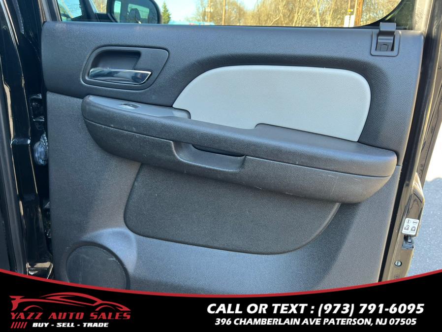 2008 Chevrolet Suburban 4WD 4dr 1500 LT w/3LT, available for sale in Paterson, New Jersey | Yazz Auto Sales. Paterson, New Jersey 2008 Chevrolet Suburban 4WD 4dr 1500 LT w/3LT, available for sale in Paterson, New Jersey | Yazz Auto Sales. Paterson, New Jersey