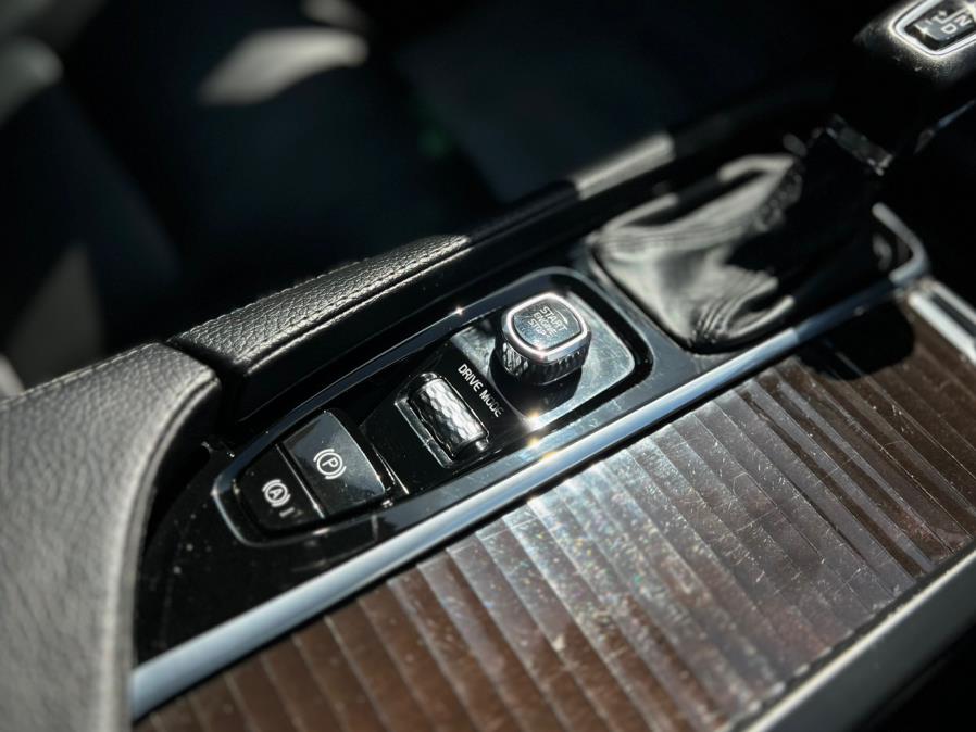 2019 Volvo XC90 T6 AWD Momentum, available for sale in Paterson, New Jersey | Speedway Motors LLC. Paterson, New Jersey 2019 Volvo XC90 T6 AWD Momentum, available for sale in Paterson, New Jersey | Speedway Motors LLC. Paterson, New Jersey