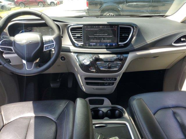 2022 Chrysler Pacifica Hybrid Touring L, available for sale in Fort Lauderdale, Florida | CarLux Fort Lauderdale. Fort Lauderdale, Florida 2022 Chrysler Pacifica Hybrid Touring L, available for sale in Fort Lauderdale, Florida | CarLux Fort Lauderdale. Fort Lauderdale, Florida