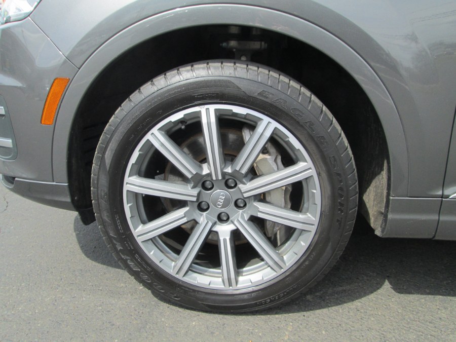 2019 Audi Q7 Premium 55 TFSI quattro, available for sale in Levittown, Pennsylvania | Levittown Auto. Levittown, Pennsylvania 2019 Audi Q7 Premium 55 TFSI quattro, available for sale in Levittown, Pennsylvania | Levittown Auto. Levittown, Pennsylvania