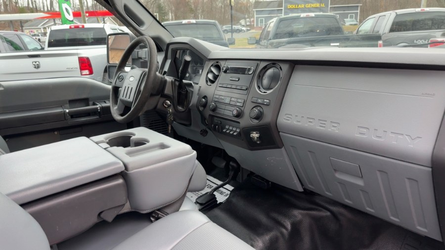 2014 Ford Super Duty F-250 SRW 4WD Reg Cab 137" XL, available for sale in Waterbury, Connecticut | West End Automotive Center. Waterbury, Connecticut 2014 Ford Super Duty F-250 SRW 4WD Reg Cab 137" XL, available for sale in Waterbury, Connecticut | West End Automotive Center. Waterbury, Connecticut