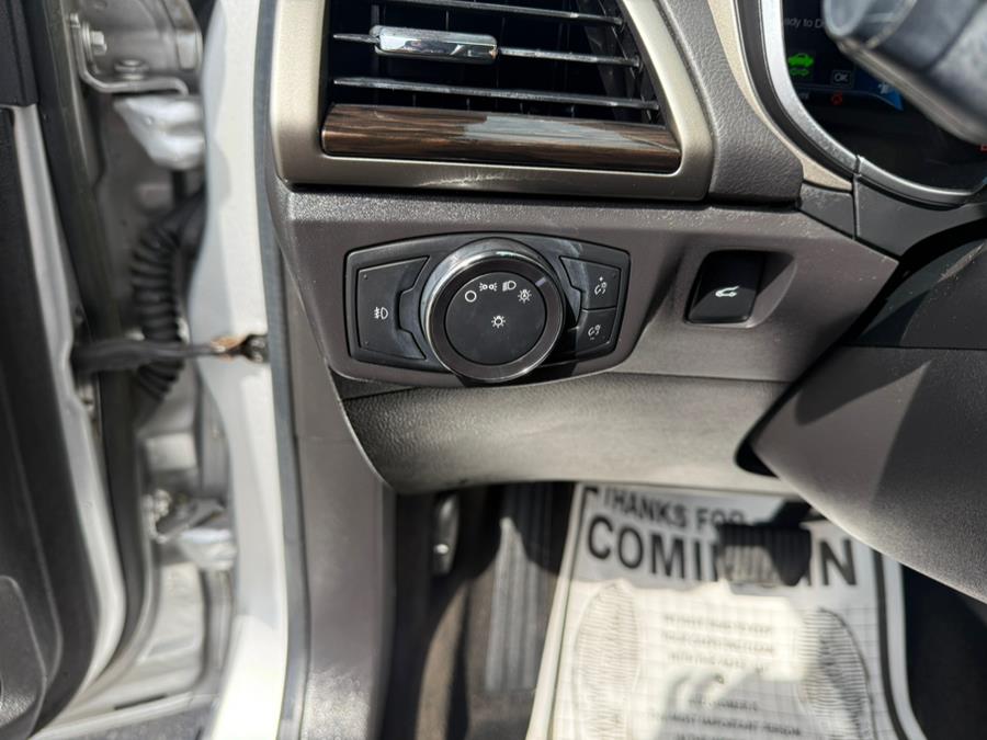 2014 Ford Fusion 4dr Sdn SE Hybrid FWD, available for sale in Revere, Massachusetts | Wonderland Auto. Revere, Massachusetts 2014 Ford Fusion 4dr Sdn SE Hybrid FWD, available for sale in Revere, Massachusetts | Wonderland Auto. Revere, Massachusetts