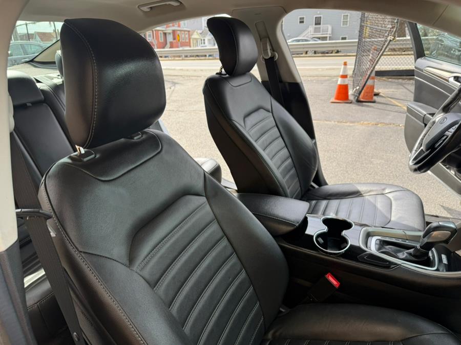 2014 Ford Fusion 4dr Sdn SE Hybrid FWD, available for sale in Revere, Massachusetts | Wonderland Auto. Revere, Massachusetts 2014 Ford Fusion 4dr Sdn SE Hybrid FWD, available for sale in Revere, Massachusetts | Wonderland Auto. Revere, Massachusetts