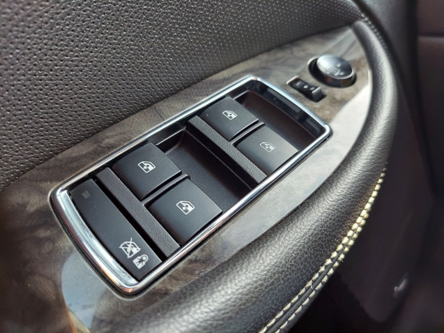 2014 Chevrolet Impala 4dr Sdn LTZ w/2LZ, available for sale in East Windsor, Connecticut | United Auto Sales of E Windsor, Inc. East Windsor, Connecticut 2014 Chevrolet Impala 4dr Sdn LTZ w/2LZ, available for sale in East Windsor, Connecticut | United Auto Sales of E Windsor, Inc. East Windsor, Connecticut