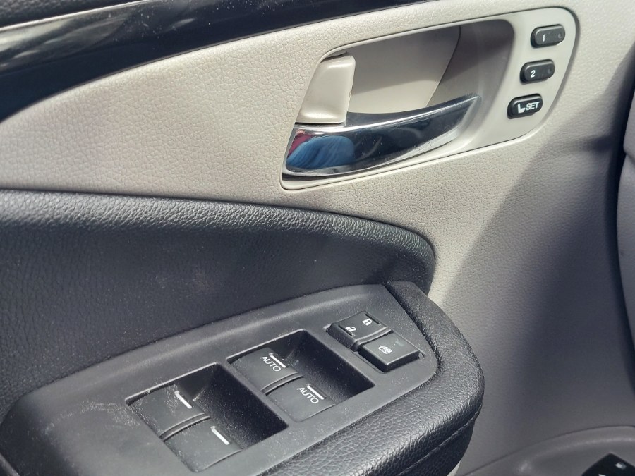 2016 Honda Pilot AWD 4dr Touring w/RES & Navi, available for sale in East Windsor, Connecticut | United Auto Sales of E Windsor, Inc. East Windsor, Connecticut 2016 Honda Pilot AWD 4dr Touring w/RES & Navi, available for sale in East Windsor, Connecticut | United Auto Sales of E Windsor, Inc. East Windsor, Connecticut