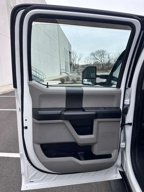 2019 Ford Super Duty F-350 SRW XL 4WD Crew Cab 8'' Box, available for sale in Garfield, New Jersey | Mikes Auto Sales LLC. Garfield, New Jersey 2019 Ford Super Duty F-350 SRW XL 4WD Crew Cab 8'' Box, available for sale in Garfield, New Jersey | Mikes Auto Sales LLC. Garfield, New Jersey