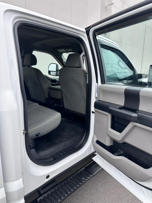 2019 Ford Super Duty F-350 SRW XL 4WD Crew Cab 8'' Box, available for sale in Garfield, New Jersey | Mikes Auto Sales LLC. Garfield, New Jersey 2019 Ford Super Duty F-350 SRW XL 4WD Crew Cab 8'' Box, available for sale in Garfield, New Jersey | Mikes Auto Sales LLC. Garfield, New Jersey