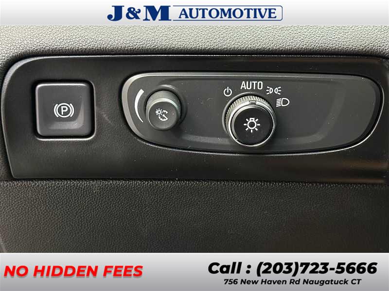 2020 Buick Enclave Essence, available for sale in Naugatuck, Connecticut | J&M Automotive Sls&Svc LLC. Naugatuck, Connecticut 2020 Buick Enclave Essence, available for sale in Naugatuck, Connecticut | J&M Automotive Sls&Svc LLC. Naugatuck, Connecticut