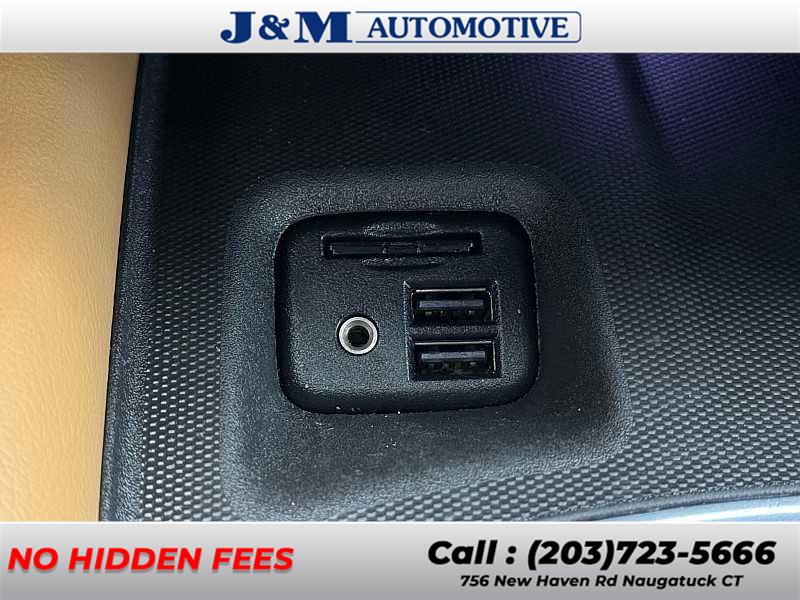 2020 Buick Enclave Essence, available for sale in Naugatuck, Connecticut | J&M Automotive Sls&Svc LLC. Naugatuck, Connecticut 2020 Buick Enclave Essence, available for sale in Naugatuck, Connecticut | J&M Automotive Sls&Svc LLC. Naugatuck, Connecticut