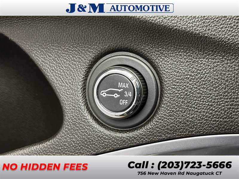 2020 Buick Enclave Essence, available for sale in Naugatuck, Connecticut | J&M Automotive Sls&Svc LLC. Naugatuck, Connecticut 2020 Buick Enclave Essence, available for sale in Naugatuck, Connecticut | J&M Automotive Sls&Svc LLC. Naugatuck, Connecticut