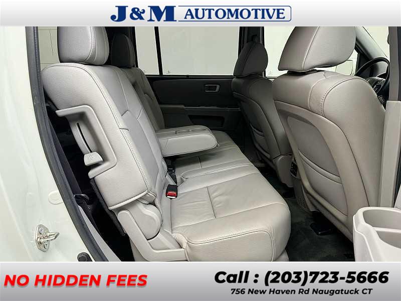 2014 Honda Pilot Touring, available for sale in Naugatuck, Connecticut | J&M Automotive Sls&Svc LLC. Naugatuck, Connecticut 2014 Honda Pilot Touring, available for sale in Naugatuck, Connecticut | J&M Automotive Sls&Svc LLC. Naugatuck, Connecticut