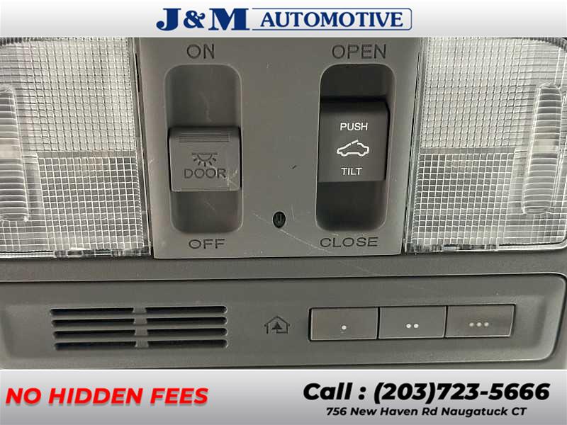2014 Honda Pilot Touring, available for sale in Naugatuck, Connecticut | J&M Automotive Sls&Svc LLC. Naugatuck, Connecticut 2014 Honda Pilot Touring, available for sale in Naugatuck, Connecticut | J&M Automotive Sls&Svc LLC. Naugatuck, Connecticut
