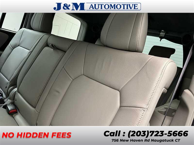 2014 Honda Pilot Touring, available for sale in Naugatuck, Connecticut | J&M Automotive Sls&Svc LLC. Naugatuck, Connecticut 2014 Honda Pilot Touring, available for sale in Naugatuck, Connecticut | J&M Automotive Sls&Svc LLC. Naugatuck, Connecticut