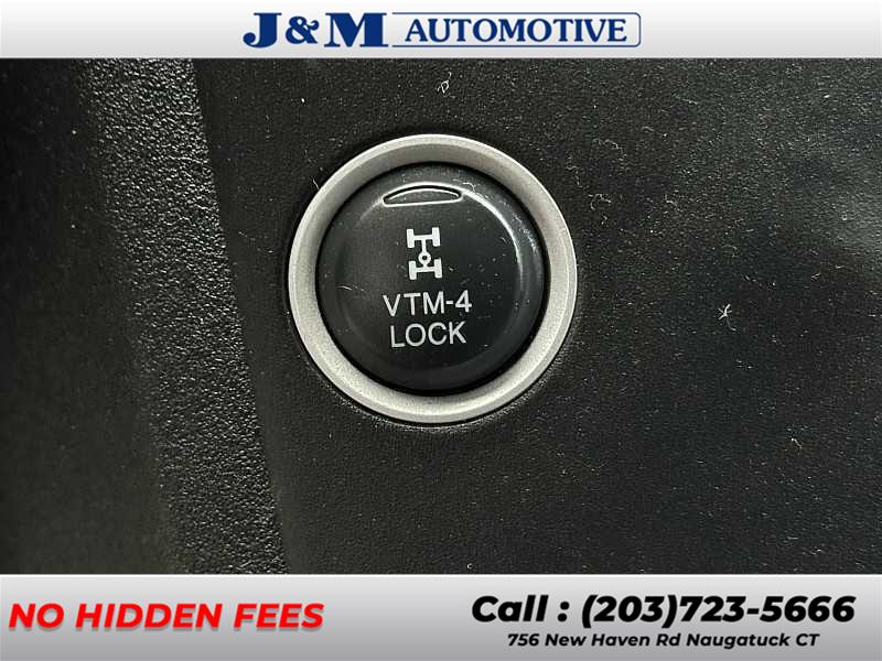 2014 Honda Pilot Touring, available for sale in Naugatuck, Connecticut | J&M Automotive Sls&Svc LLC. Naugatuck, Connecticut 2014 Honda Pilot Touring, available for sale in Naugatuck, Connecticut | J&M Automotive Sls&Svc LLC. Naugatuck, Connecticut