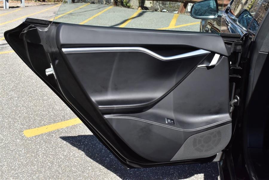 2018 Tesla Model s 75D AWD 4dr Liftback, available for sale in Great Neck, New York | Camy Cars. Great Neck, New York 2018 Tesla Model s 75D AWD 4dr Liftback, available for sale in Great Neck, New York | Camy Cars. Great Neck, New York