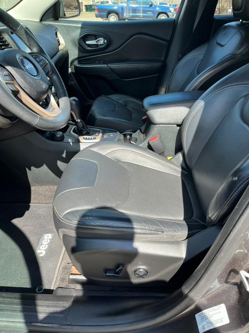 2015 Jeep Cherokee 4WD 4dr Limited, available for sale in Berlin, Connecticut | Auto Drive Sales & Service. Berlin, Connecticut 2015 Jeep Cherokee 4WD 4dr Limited, available for sale in Berlin, Connecticut | Auto Drive Sales & Service. Berlin, Connecticut