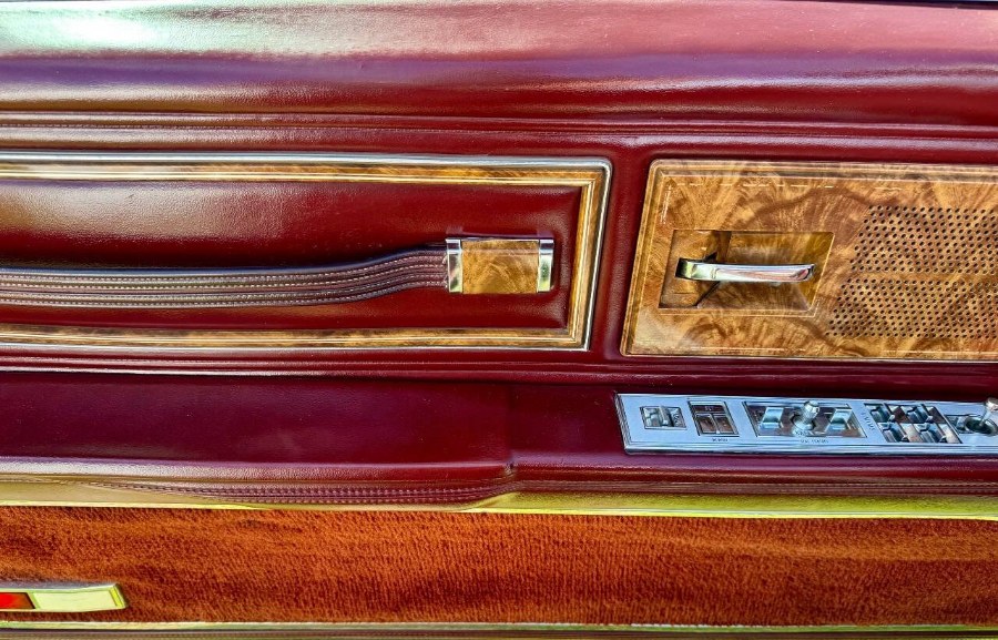 1983 Buick Riviera Base, available for sale in Salem, Massachusetts | Dave Franks Auto Sales. Salem, Massachusetts 1983 Buick Riviera Base, available for sale in Salem, Massachusetts | Dave Franks Auto Sales. Salem, Massachusetts