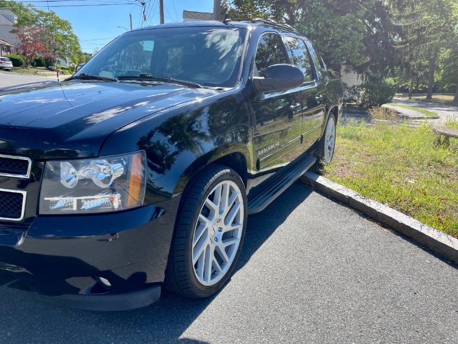 2013 Chevrolet Avalanche 2WD Crew Cab LS, available for sale in Salem, Massachusetts | Dave Franks Auto Sales. Salem, Massachusetts 2013 Chevrolet Avalanche 2WD Crew Cab LS, available for sale in Salem, Massachusetts | Dave Franks Auto Sales. Salem, Massachusetts