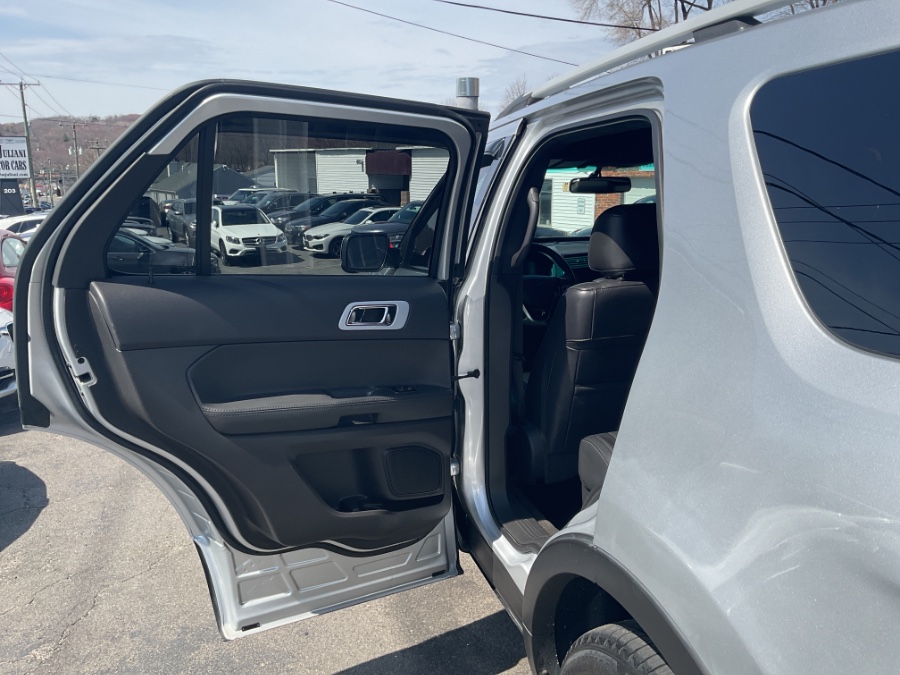 2012 Ford Explorer 4WD 4dr Limited, available for sale in Waterbury, Connecticut | Jim Juliani Motors. Waterbury, Connecticut 2012 Ford Explorer 4WD 4dr Limited, available for sale in Waterbury, Connecticut | Jim Juliani Motors. Waterbury, Connecticut