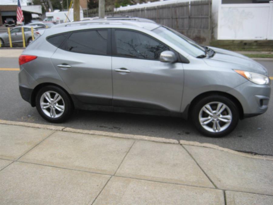 2012 Hyundai Tucson GLS AWD 4dr SUV, available for sale in Massapequa, New York | Rite Choice Auto Inc.. Massapequa, New York 2012 Hyundai Tucson GLS AWD 4dr SUV, available for sale in Massapequa, New York | Rite Choice Auto Inc.. Massapequa, New York