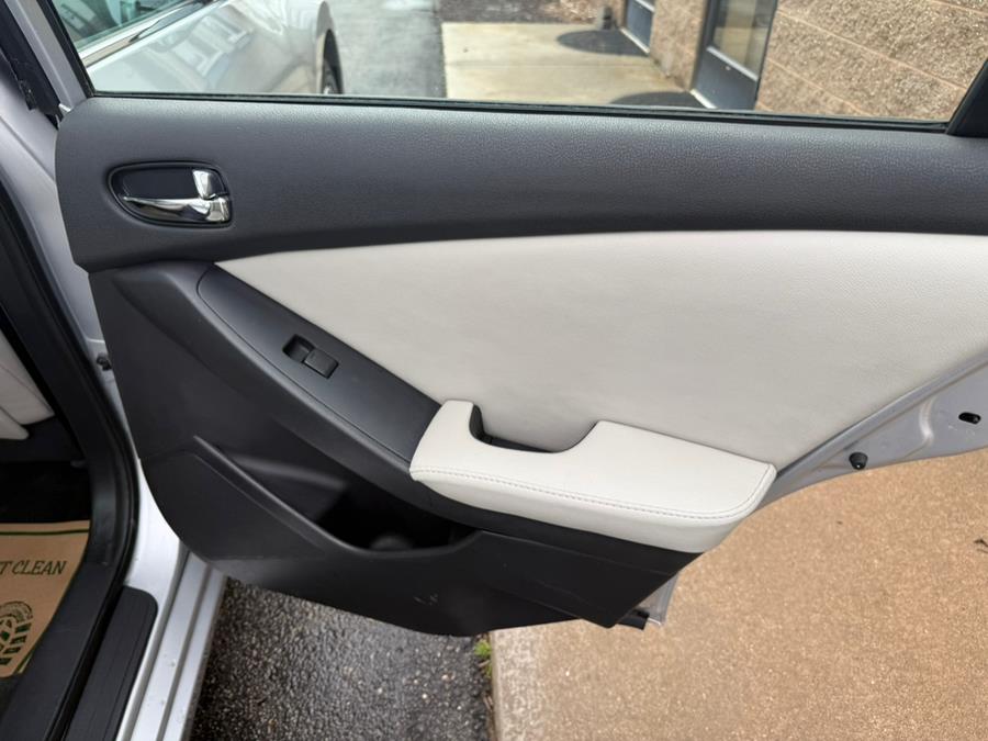 2012 Nissan Altima 4dr Sdn I4 CVT 2.5 SL, available for sale in East Windsor, Connecticut | Century Auto And Truck. East Windsor, Connecticut 2012 Nissan Altima 4dr Sdn I4 CVT 2.5 SL, available for sale in East Windsor, Connecticut | Century Auto And Truck. East Windsor, Connecticut