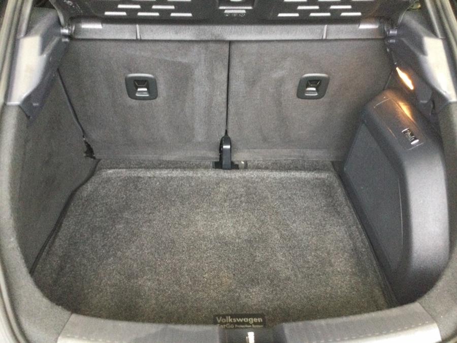 2013 Volkswagen Beetle Coupe 2dr Man 2.0T Turbo R-Line PZEV, available for sale in Plantsville, Connecticut | L&S Automotive LLC. Plantsville, Connecticut 2013 Volkswagen Beetle Coupe 2dr Man 2.0T Turbo R-Line PZEV, available for sale in Plantsville, Connecticut | L&S Automotive LLC. Plantsville, Connecticut