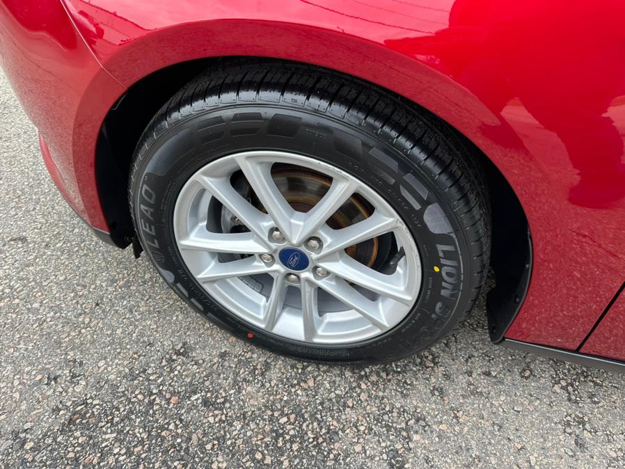 2017 Ford Focus SE Sedan, available for sale in South Windsor, Connecticut | Mike And Tony Auto Sales, Inc. South Windsor, Connecticut 2017 Ford Focus SE Sedan, available for sale in South Windsor, Connecticut | Mike And Tony Auto Sales, Inc. South Windsor, Connecticut