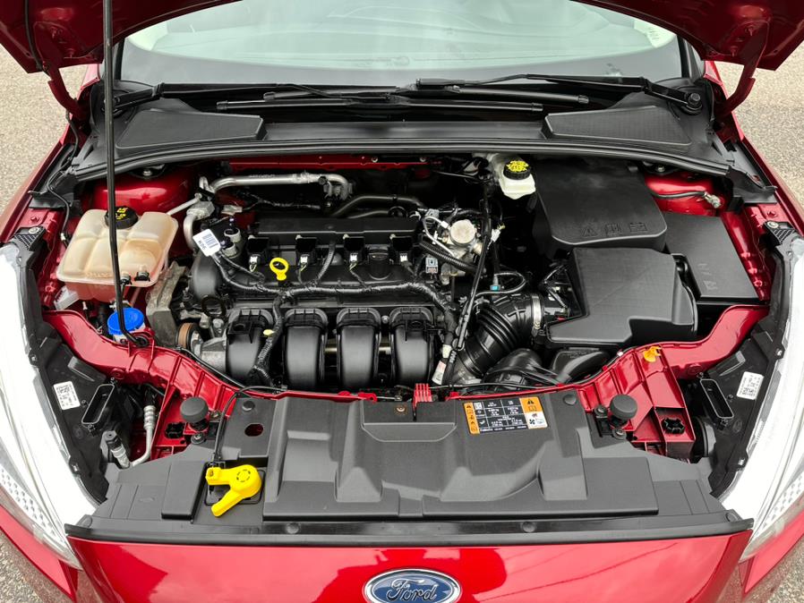 2017 Ford Focus SE Sedan, available for sale in South Windsor, Connecticut | Mike And Tony Auto Sales, Inc. South Windsor, Connecticut 2017 Ford Focus SE Sedan, available for sale in South Windsor, Connecticut | Mike And Tony Auto Sales, Inc. South Windsor, Connecticut