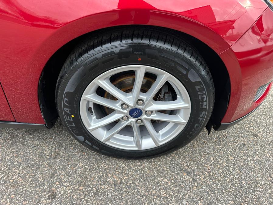 2017 Ford Focus SE Sedan, available for sale in South Windsor, Connecticut | Mike And Tony Auto Sales, Inc. South Windsor, Connecticut 2017 Ford Focus SE Sedan, available for sale in South Windsor, Connecticut | Mike And Tony Auto Sales, Inc. South Windsor, Connecticut