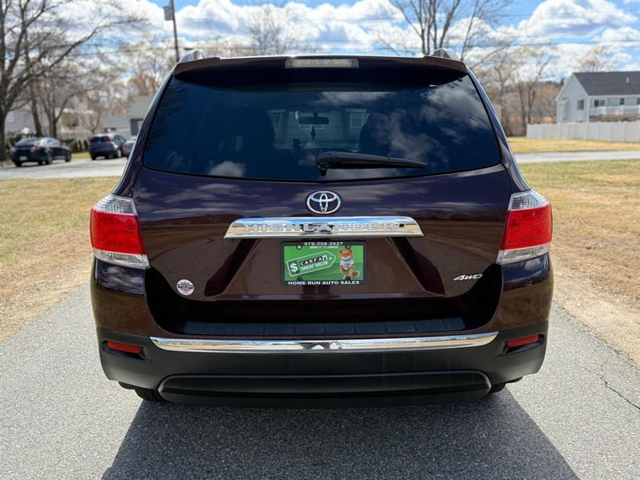 2013 Toyota Highlander BASE, available for sale in Lawrence, Massachusetts | Home Run Auto Sales Inc. Lawrence, Massachusetts 2013 Toyota Highlander BASE, available for sale in Lawrence, Massachusetts | Home Run Auto Sales Inc. Lawrence, Massachusetts