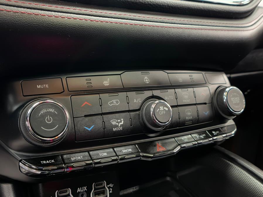 2022 Dodge Durango R/T AWD, available for sale in Massapequa Park, New York | Power Motors East. Massapequa Park, New York 2022 Dodge Durango R/T AWD, available for sale in Massapequa Park, New York | Power Motors East. Massapequa Park, New York