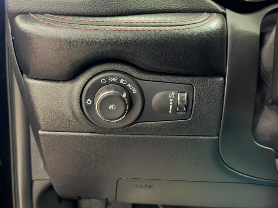 2022 Dodge Durango R/T AWD, available for sale in Massapequa Park, New York | Power Motors East. Massapequa Park, New York 2022 Dodge Durango R/T AWD, available for sale in Massapequa Park, New York | Power Motors East. Massapequa Park, New York