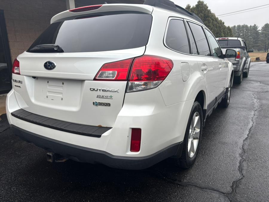 2014 Subaru Outback 4dr Wgn H4 Auto 2.5i Limited, available for sale in Somers, Connecticut | Four Town Motors LLC. Somers, Connecticut 2014 Subaru Outback 4dr Wgn H4 Auto 2.5i Limited, available for sale in Somers, Connecticut | Four Town Motors LLC. Somers, Connecticut