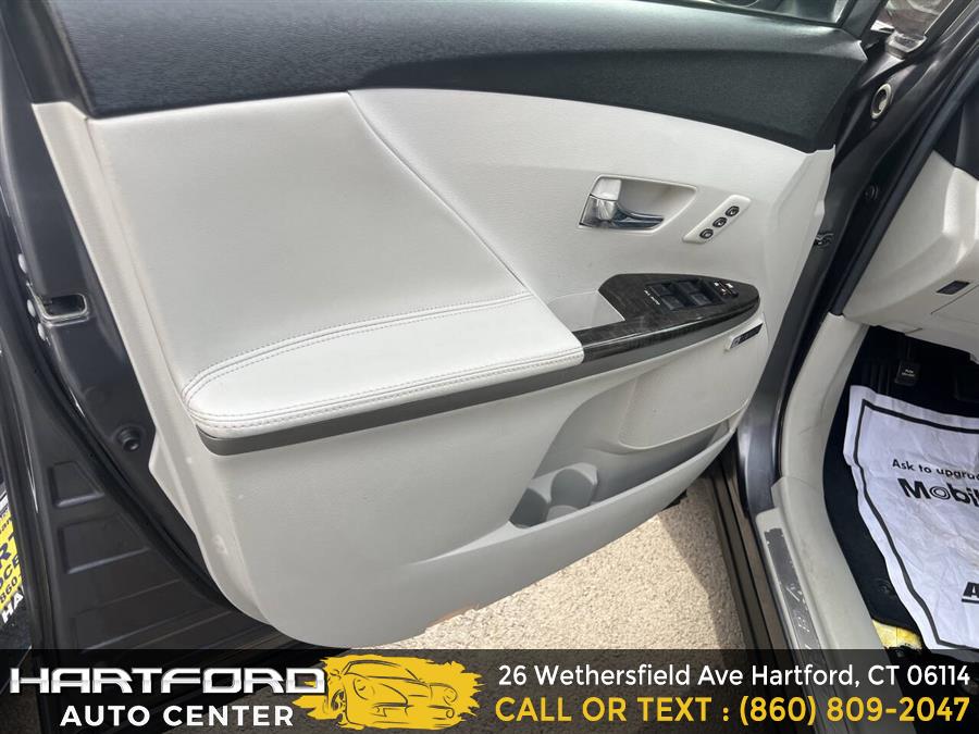 2014 Toyota Venza XLE AWD V6 4dr Crossover, available for sale in Hartford, Connecticut | Hartford Auto Center LLC. Hartford, Connecticut 2014 Toyota Venza XLE AWD V6 4dr Crossover, available for sale in Hartford, Connecticut | Hartford Auto Center LLC. Hartford, Connecticut