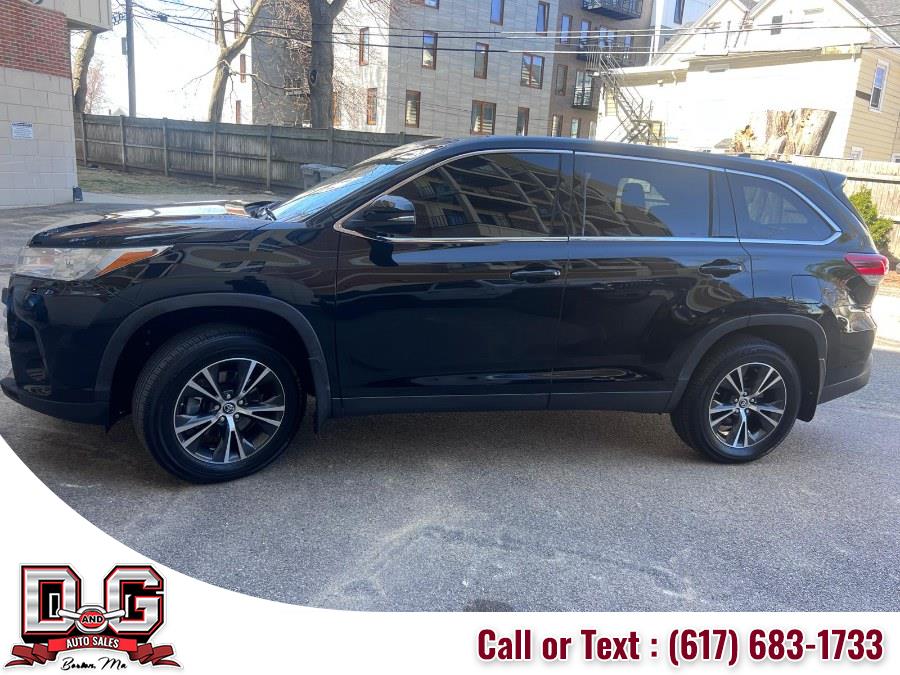 2019 Toyota Highlander LE Plus V6 AWD (Natl), available for sale in Watertown, Massachusetts | D&G Auto. Watertown, Massachusetts 2019 Toyota Highlander LE Plus V6 AWD (Natl), available for sale in Watertown, Massachusetts | D&G Auto. Watertown, Massachusetts