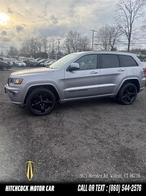 Used 2017 Jeep Grand Cherokee in Wolcott, Connecticut | Hitchcock Motor Car. Wolcott, Connecticut