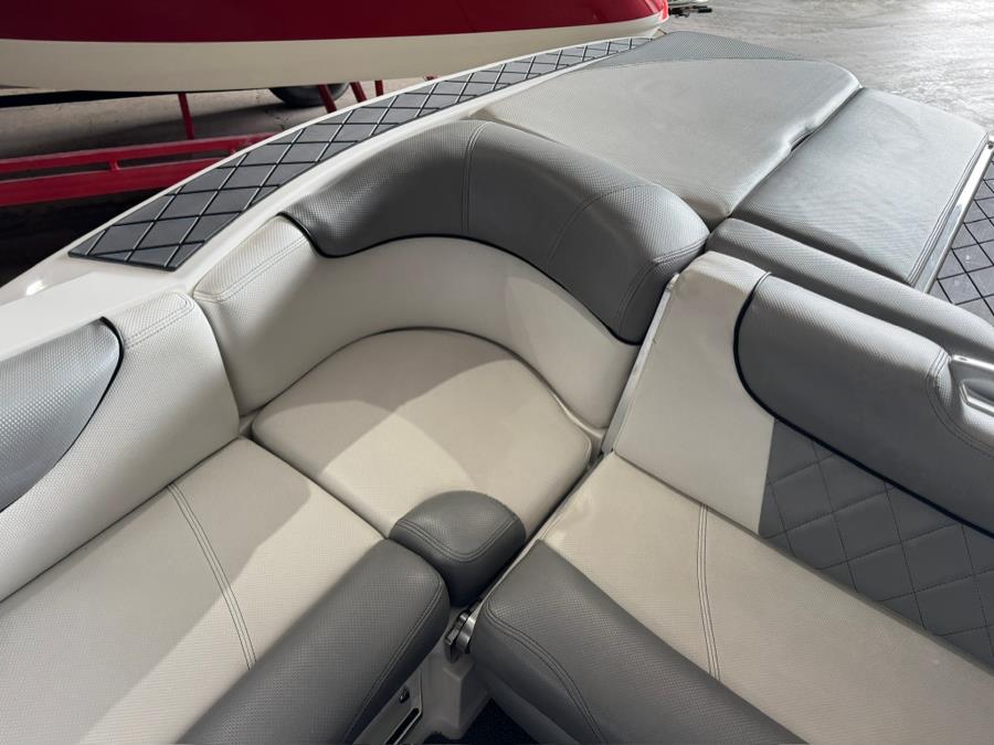 2015 Mastercraft X30 Wake Boat, available for sale in Darien, Wisconsin | Geneva Motor Cars. Darien, Wisconsin 2015 Mastercraft X30 Wake Boat, available for sale in Darien, Wisconsin | Geneva Motor Cars. Darien, Wisconsin