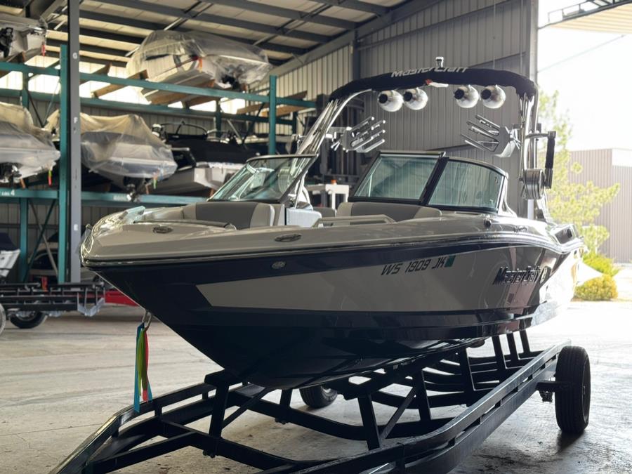 2015 Mastercraft X30 Wake Boat, available for sale in Darien, Wisconsin | Geneva Motor Cars. Darien, Wisconsin 2015 Mastercraft X30 Wake Boat, available for sale in Darien, Wisconsin | Geneva Motor Cars. Darien, Wisconsin