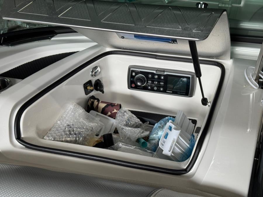2015 Mastercraft X30 Wake Boat, available for sale in Darien, Wisconsin | Geneva Motor Cars. Darien, Wisconsin 2015 Mastercraft X30 Wake Boat, available for sale in Darien, Wisconsin | Geneva Motor Cars. Darien, Wisconsin