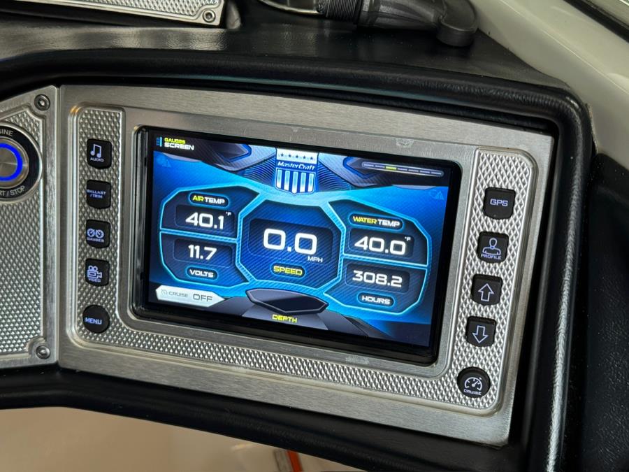2015 Mastercraft X30 Wake Boat, available for sale in Darien, Wisconsin | Geneva Motor Cars. Darien, Wisconsin 2015 Mastercraft X30 Wake Boat, available for sale in Darien, Wisconsin | Geneva Motor Cars. Darien, Wisconsin