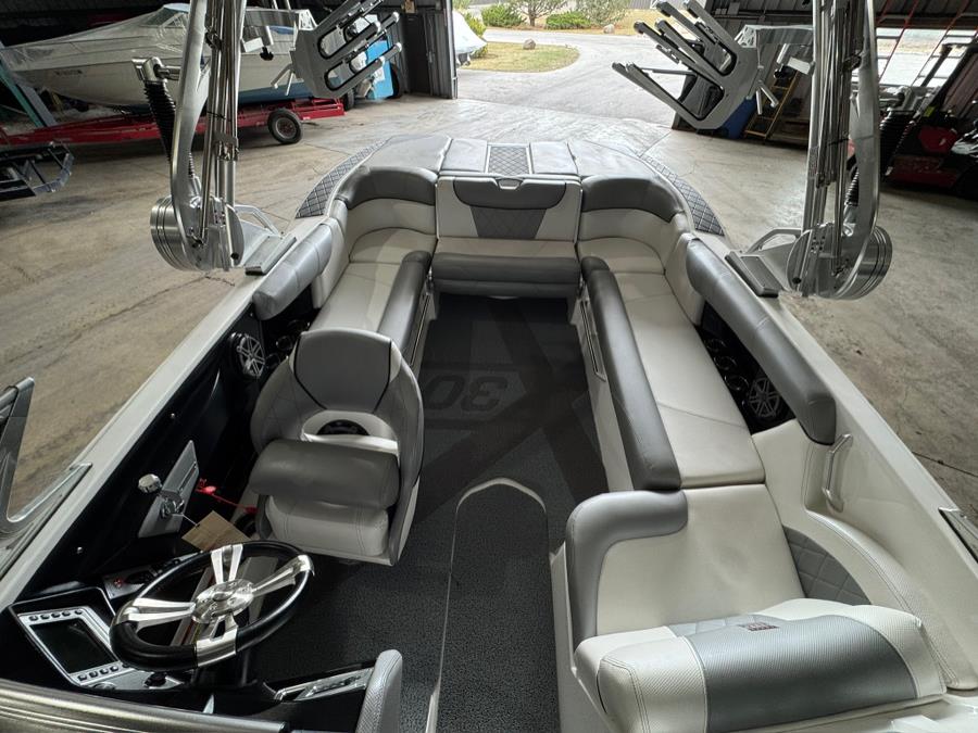 2015 Mastercraft X30 Wake Boat, available for sale in Darien, Wisconsin | Geneva Motor Cars. Darien, Wisconsin 2015 Mastercraft X30 Wake Boat, available for sale in Darien, Wisconsin | Geneva Motor Cars. Darien, Wisconsin