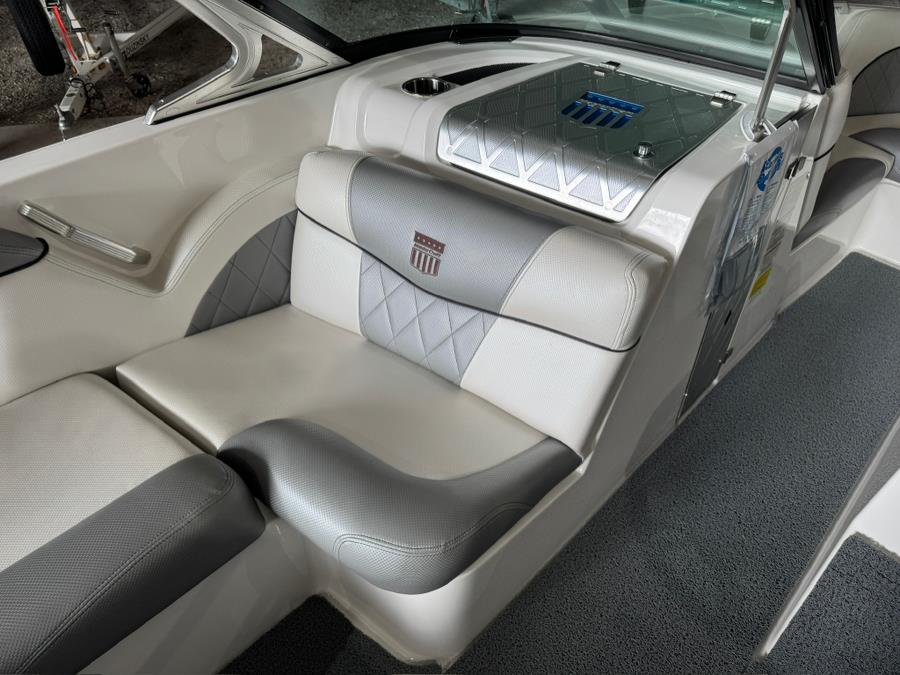 2015 Mastercraft X30 Wake Boat, available for sale in Darien, Wisconsin | Geneva Motor Cars. Darien, Wisconsin 2015 Mastercraft X30 Wake Boat, available for sale in Darien, Wisconsin | Geneva Motor Cars. Darien, Wisconsin