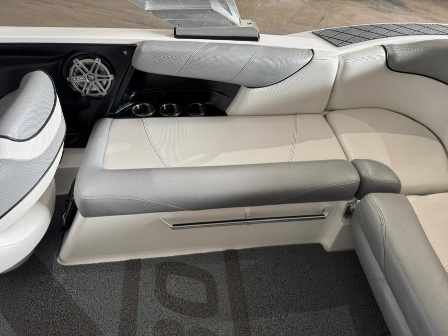 2015 Mastercraft X30 Wake Boat, available for sale in Darien, Wisconsin | Geneva Motor Cars. Darien, Wisconsin 2015 Mastercraft X30 Wake Boat, available for sale in Darien, Wisconsin | Geneva Motor Cars. Darien, Wisconsin