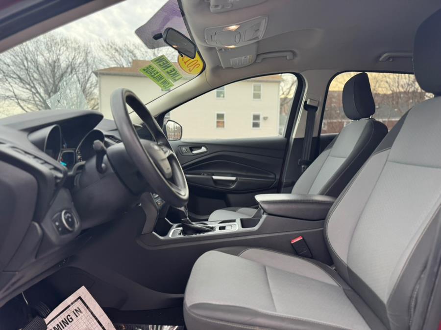 2019 Ford Escape SE 4WD, available for sale in Irvington, New Jersey | RT 603 Auto Mall. Irvington, New Jersey 2019 Ford Escape SE 4WD, available for sale in Irvington, New Jersey | RT 603 Auto Mall. Irvington, New Jersey
