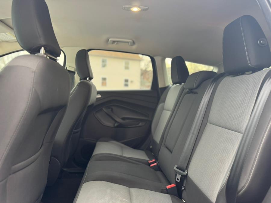 2019 Ford Escape SE 4WD, available for sale in Irvington, New Jersey | RT 603 Auto Mall. Irvington, New Jersey 2019 Ford Escape SE 4WD, available for sale in Irvington, New Jersey | RT 603 Auto Mall. Irvington, New Jersey