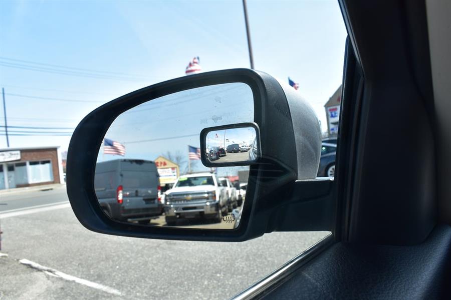 2017 Jeep Cherokee LATITUDE, available for sale in Patchogue, New York | 112 Auto Plaza. Patchogue, New York 2017 Jeep Cherokee LATITUDE, available for sale in Patchogue, New York | 112 Auto Plaza. Patchogue, New York